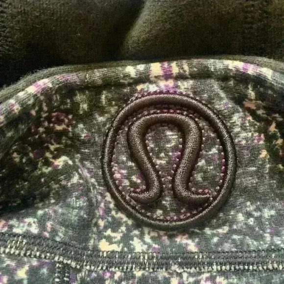 Lululemon Jacket Size 2 - Picture 3 of 7